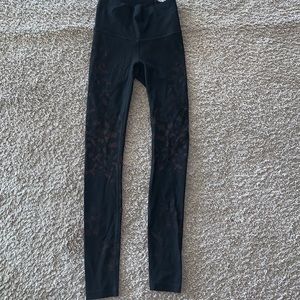 Lululemon leggings size 4